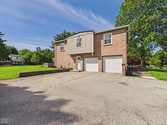 3rd image of 7931 Buckskin Dr
