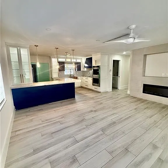 733 Pine Cone Ln — Photo 7