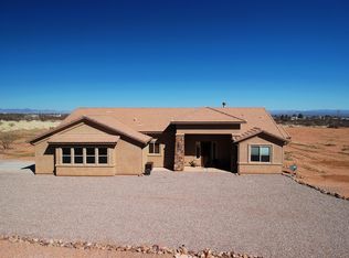 7555 E Mossy Oak Meadows Dr, Hereford, AZ 85615