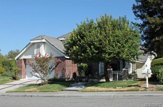 1st image of 26090 Bellis Dr