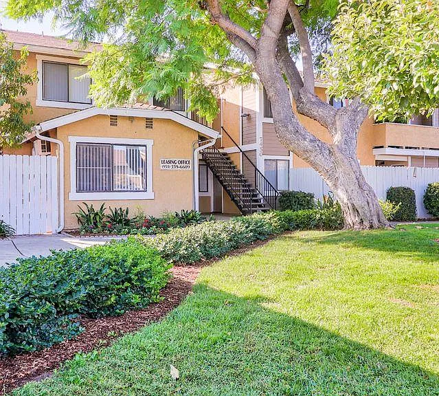 Cerro Vista Apartments — Photo 38