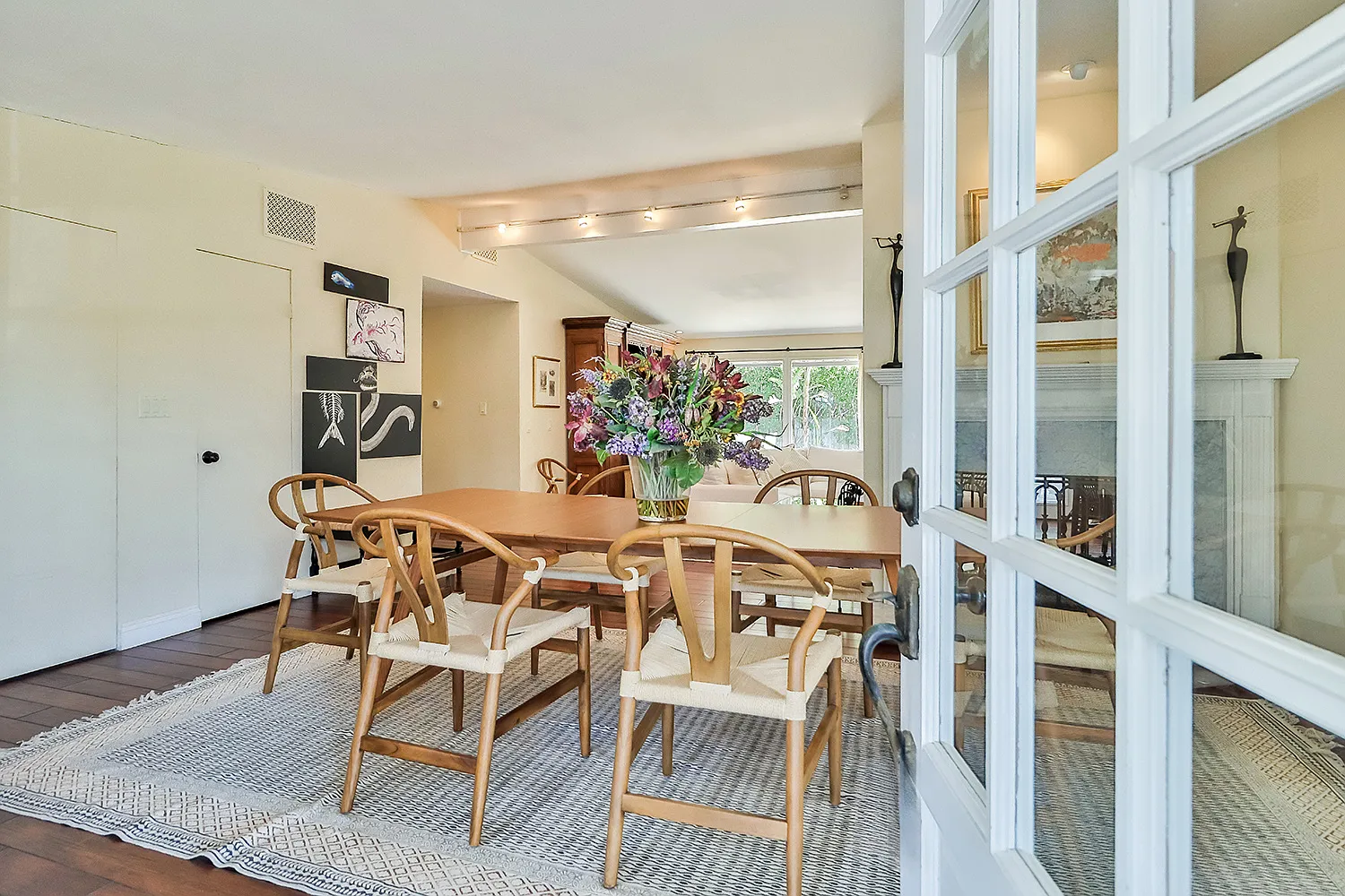 4 bed, 2666 sqft, $15,000 — Photo 4