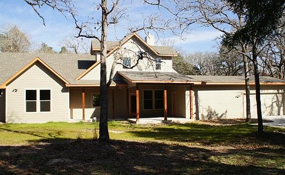 3rd image of 128 Ashwood Dr
