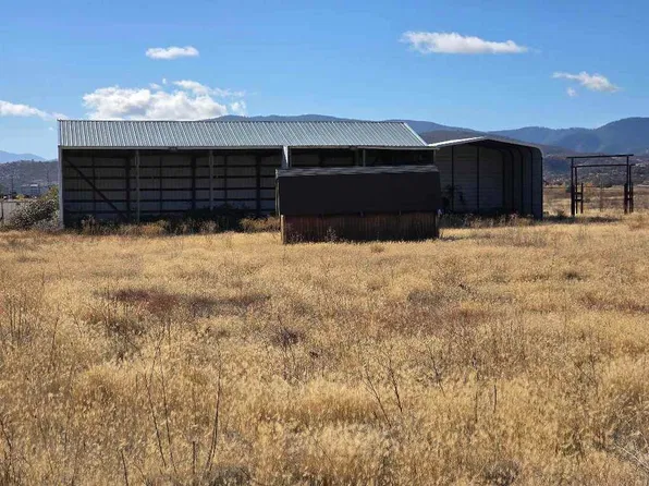 1379 Yreka Ager Rd, Yreka, CA 96097