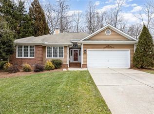 2709 Stonewick Ct, Jamestown, NC 27282