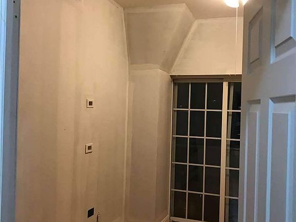 3rd image of 102-12 45th Ave #2F