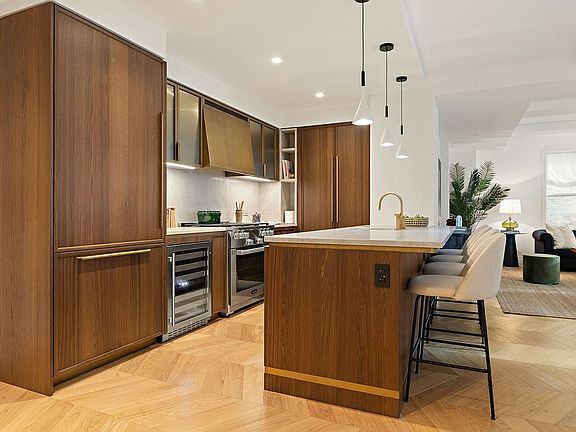 4th image of 393 W End Ave APT 4A