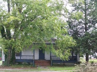 102 Lee St NE, Wilson, NC 27893