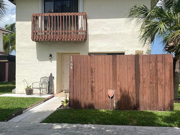 2nd image of 1564 Ferngran Avenue #44 A