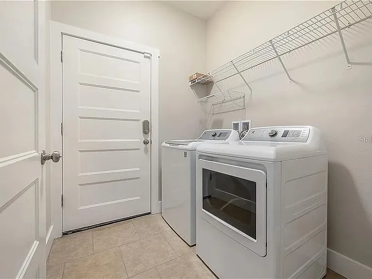 308 W Woodlawn Ave — Photo 34