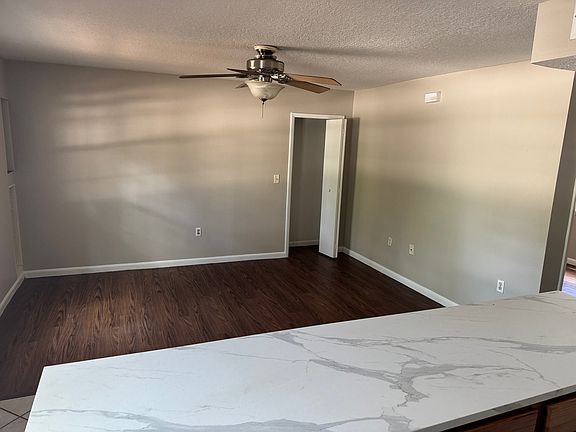 4th image of 3569 Khayyam Ave #17