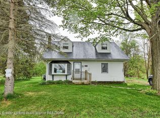 5573 McCue Rd, Holt, MI 48842