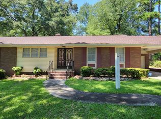 305 Highland Ave, Lumberton, NC 28358