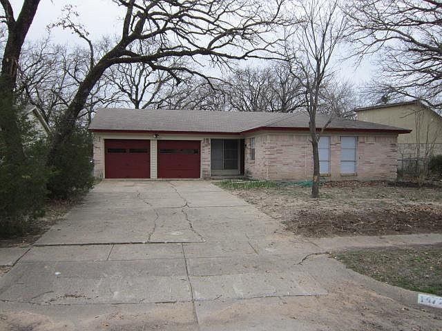 1st image of 14727 Oakwood Ln