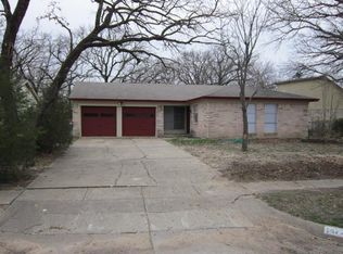 14727 Oakwood Ln, Balch Springs, TX 75180