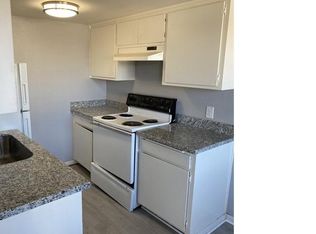 2556 Van Patten St, Las Vegas, NV 89109