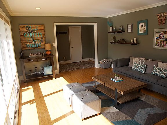 4th image of 6312 Gaywind Dr
