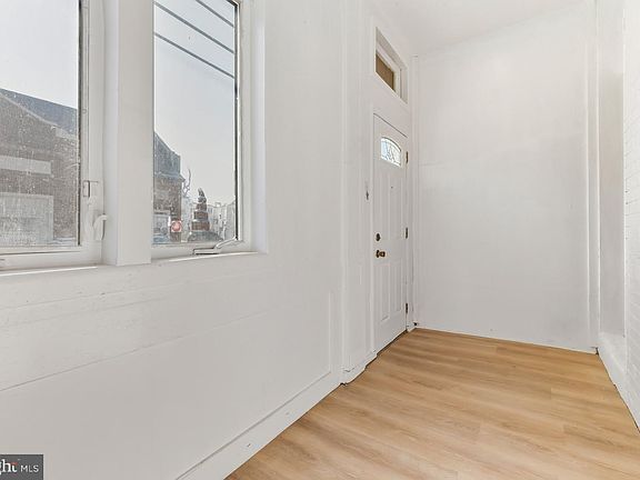 2nd image of 319 Bergen St
