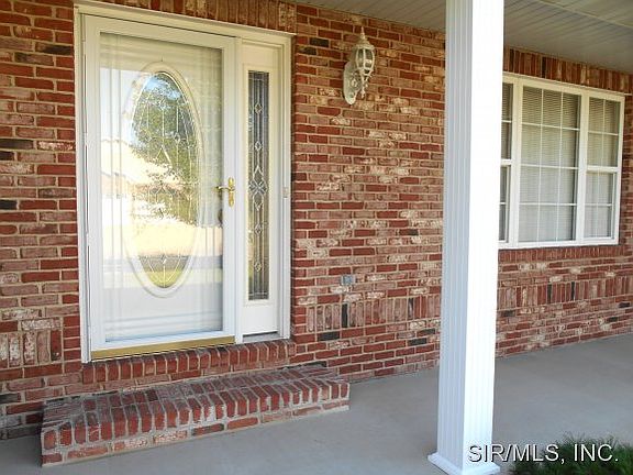 2nd image of 63 Raes Creek Dr