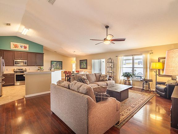 3rd image of 4083 Costa Mesa Ln