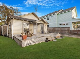 1106 Northwood St, Houston, TX 77009