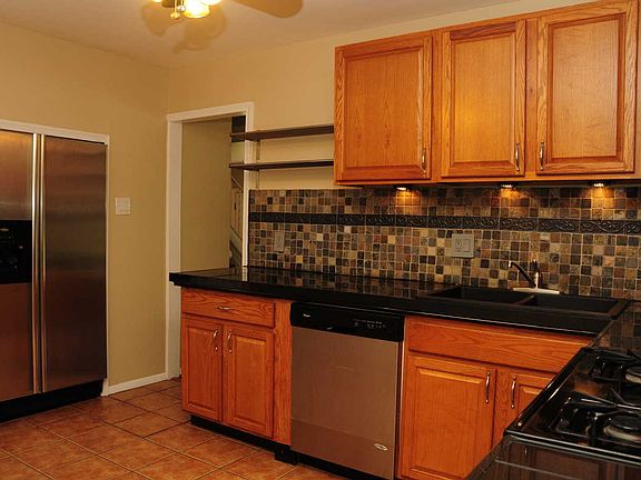 4th image of 10003 Sudley Manor Dr