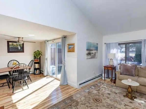 6 Senee Ct #6, Amesbury, MA 01913