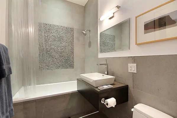 Rented by Corcoran | media 21