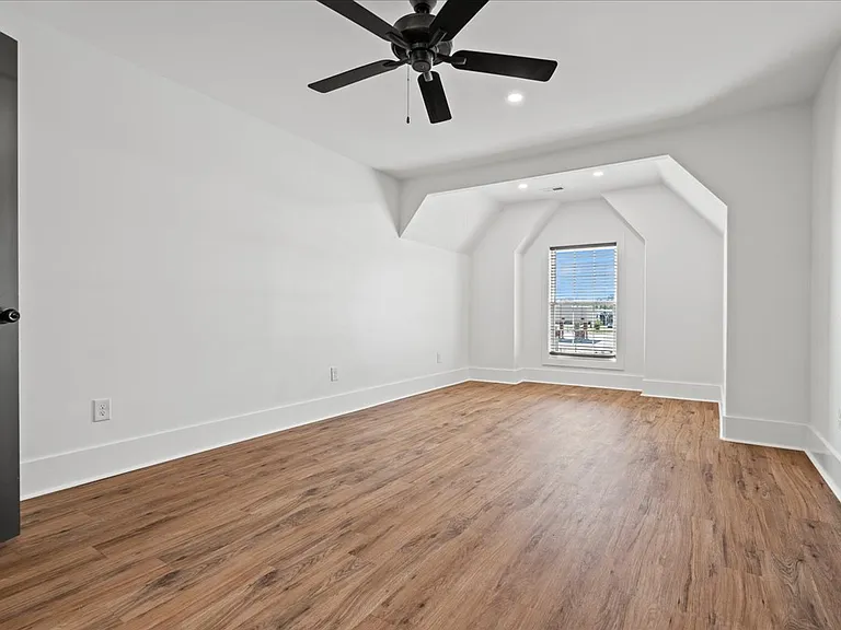 1308 Twelve Oaks Ln #1 — Photo 24