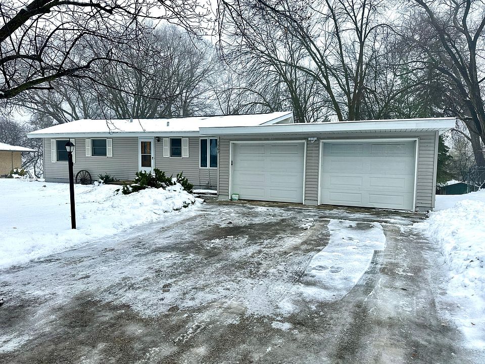 1st image of 1562 Circle Ln