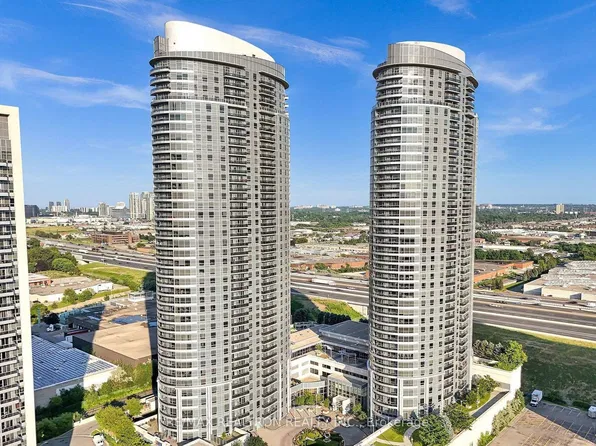 135 Village Green Sq #2319, Toronto, ON M1S 0G4