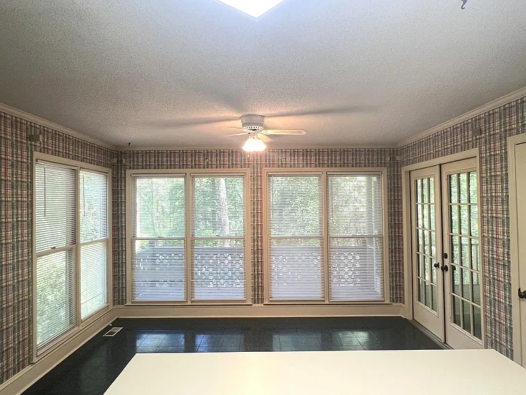 136 River Knl — Photo 16