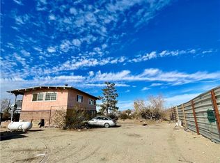 9511 Anza Trl, Lucerne Valley, CA 92356