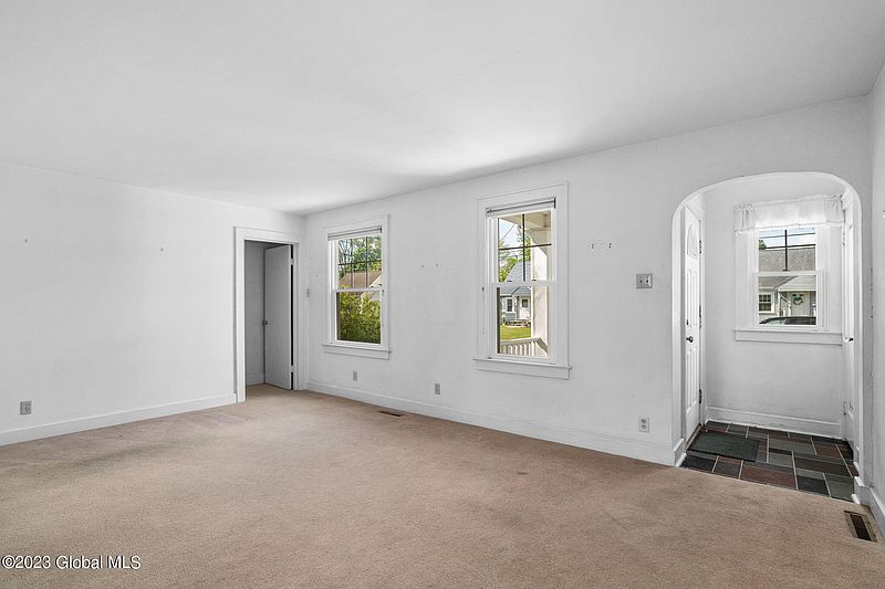 3rd image of 2052 Careleon Road