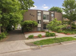 500 Ridgewood Ave, Minneapolis, MN 55403