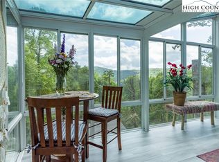 509 Leon Coffey Rd, Blowing Rock, NC 28605