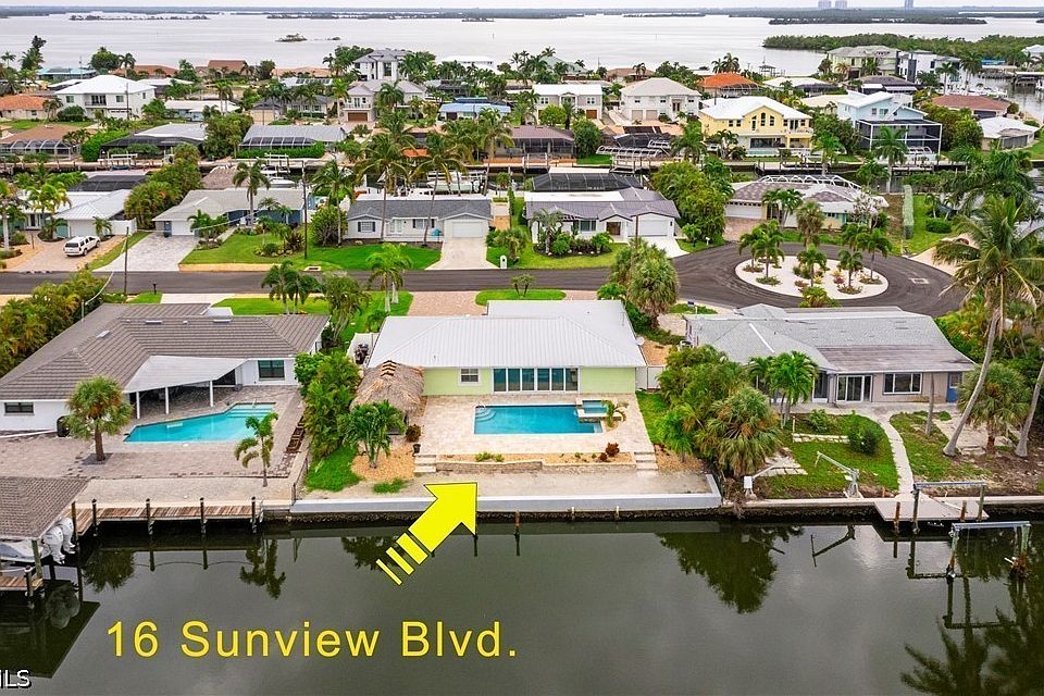 1st image of 16 Sunview Blvd