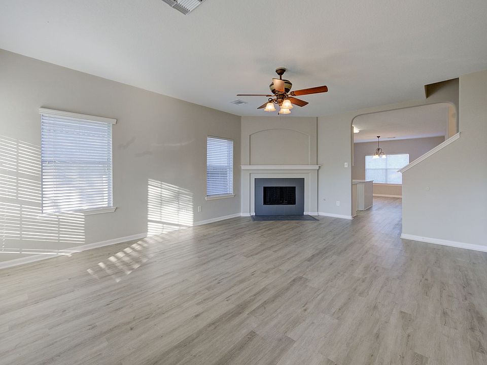 1st image of 2726 Empire Oaks Ln