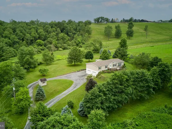 108 Jeremy Pl, Spring Mills, PA 16875