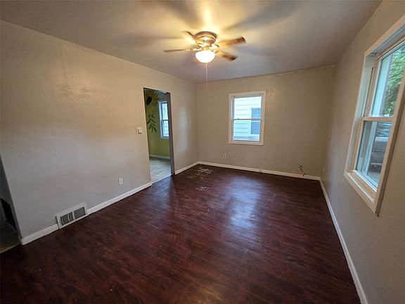 4th image of 1619 E 29th St