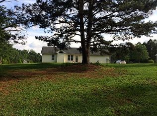 45 Hedgerose Dr, Newnan, GA 30265