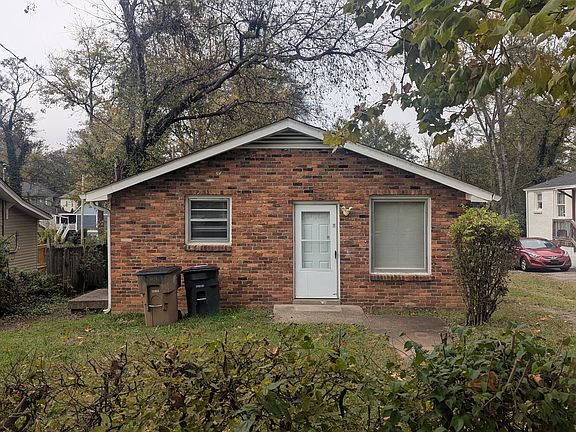 2nd image of 1035A Granada Ave #A