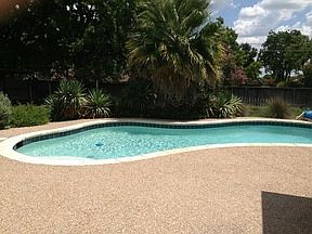 2nd image of 401 Oakberry Dr