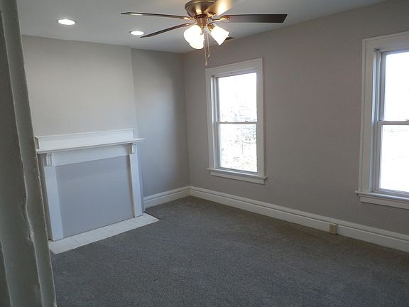 3rd image of 230 Wilson Ave