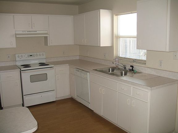 2nd image of 12415 Dawn Vista Dr