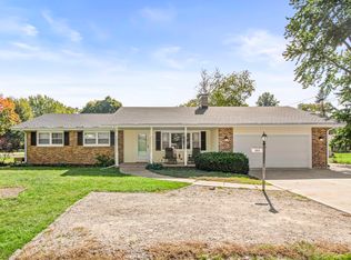 302 Pleasure Dr, Yorkville, IL 60560