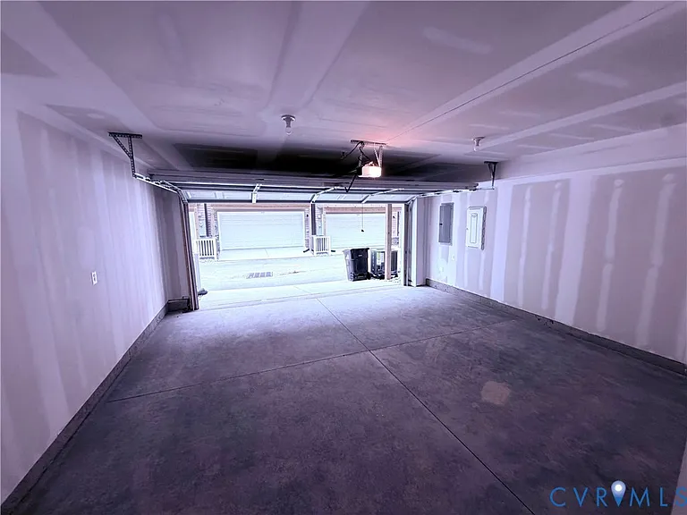 9453 Alquist St — Photo 19