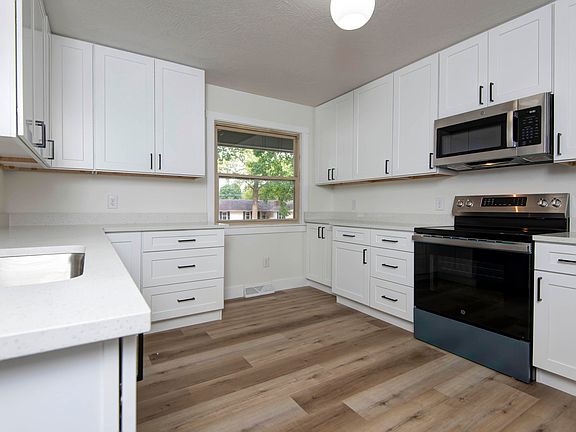 4th image of 2456 S Ferguson Avenue
