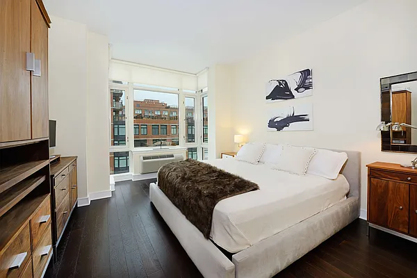 Sold by Hudson Place Realty | media 10