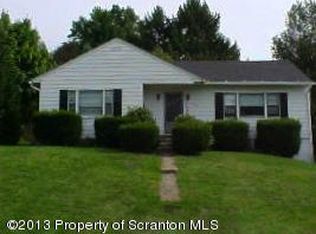 304 Gordon Dr #L-63, Clarks Green, PA 18411